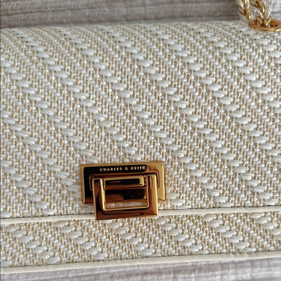 Charles & Keith Cream and Gold Quilted Shoulder Bag - Picture 2 of 4
